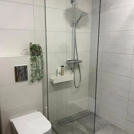 New Vacation Home- Live Like A Local Апартаменты