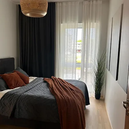 New Vacation Home- Live Like A Local Апартаменты *